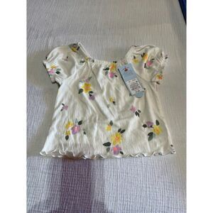 Bundle of 2T clothes 14 pieces